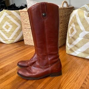 Frye Melissa button leather riding boot. Brown. Size 8. Good condition.
